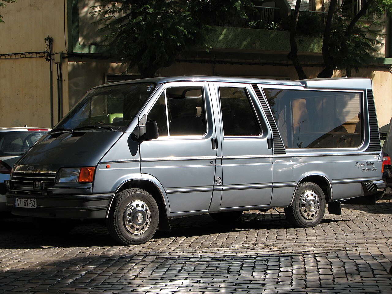 Dead Body Van / Hearse in Delhi